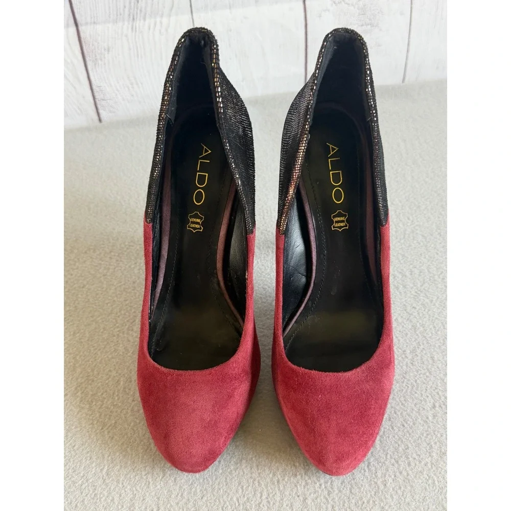 Aldo Burgundy Suede Metallic Snake Embossed Platform Pumps Stiletto Heels 38